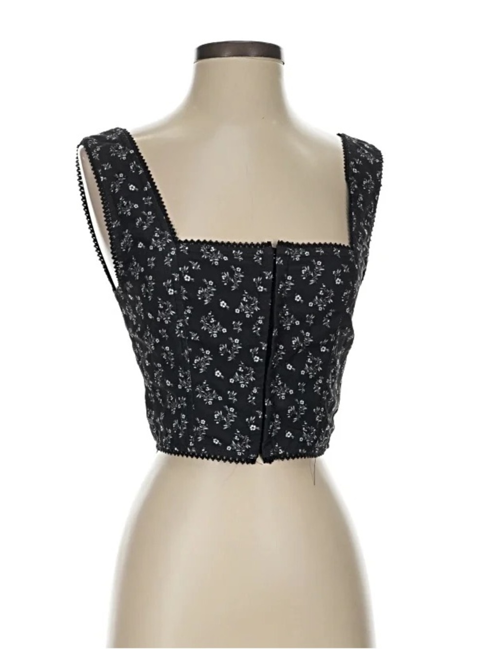 Forever 21 Black Floral Square Crop Top